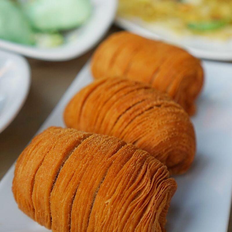 CRISPY BEEF PUFFS