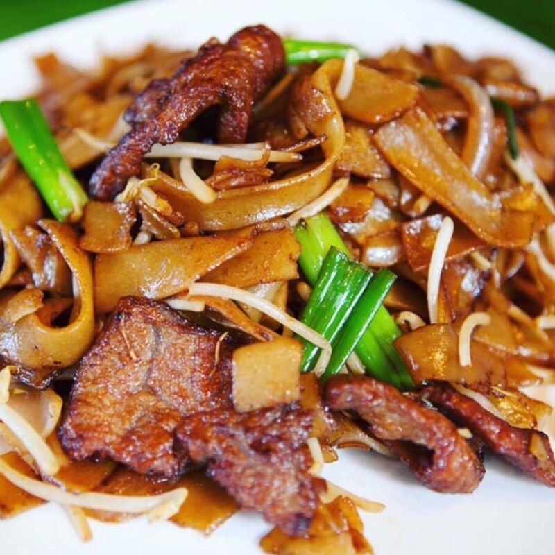 STIR-FRIED BEEF HO FUN